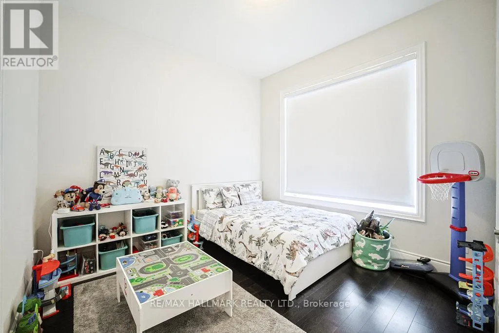 25 KENTLEDGE AVENUE