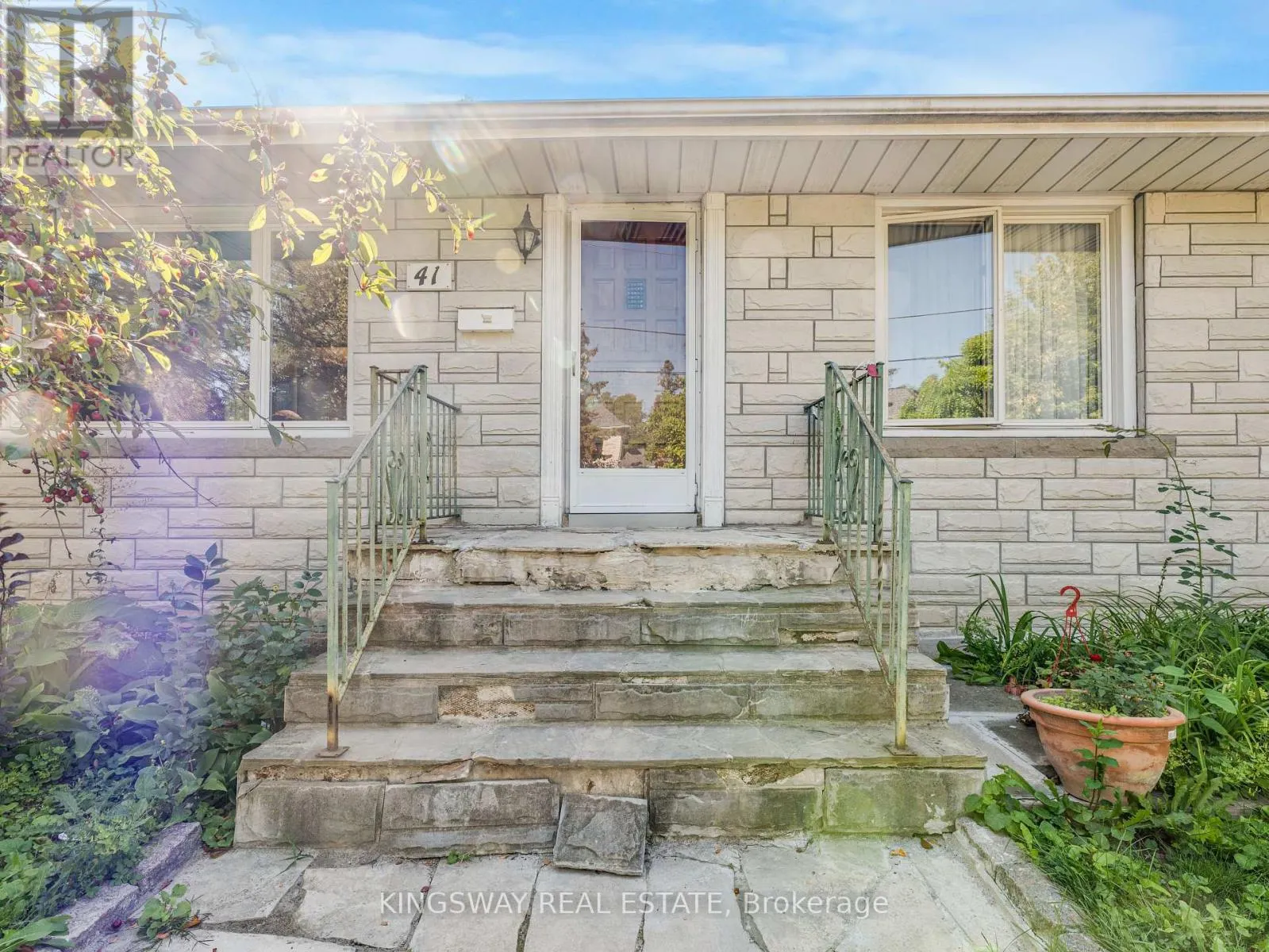 41 KIRK DRIVE
