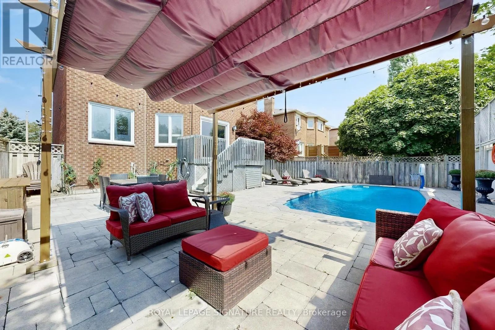 672 RUPERT AVENUE
