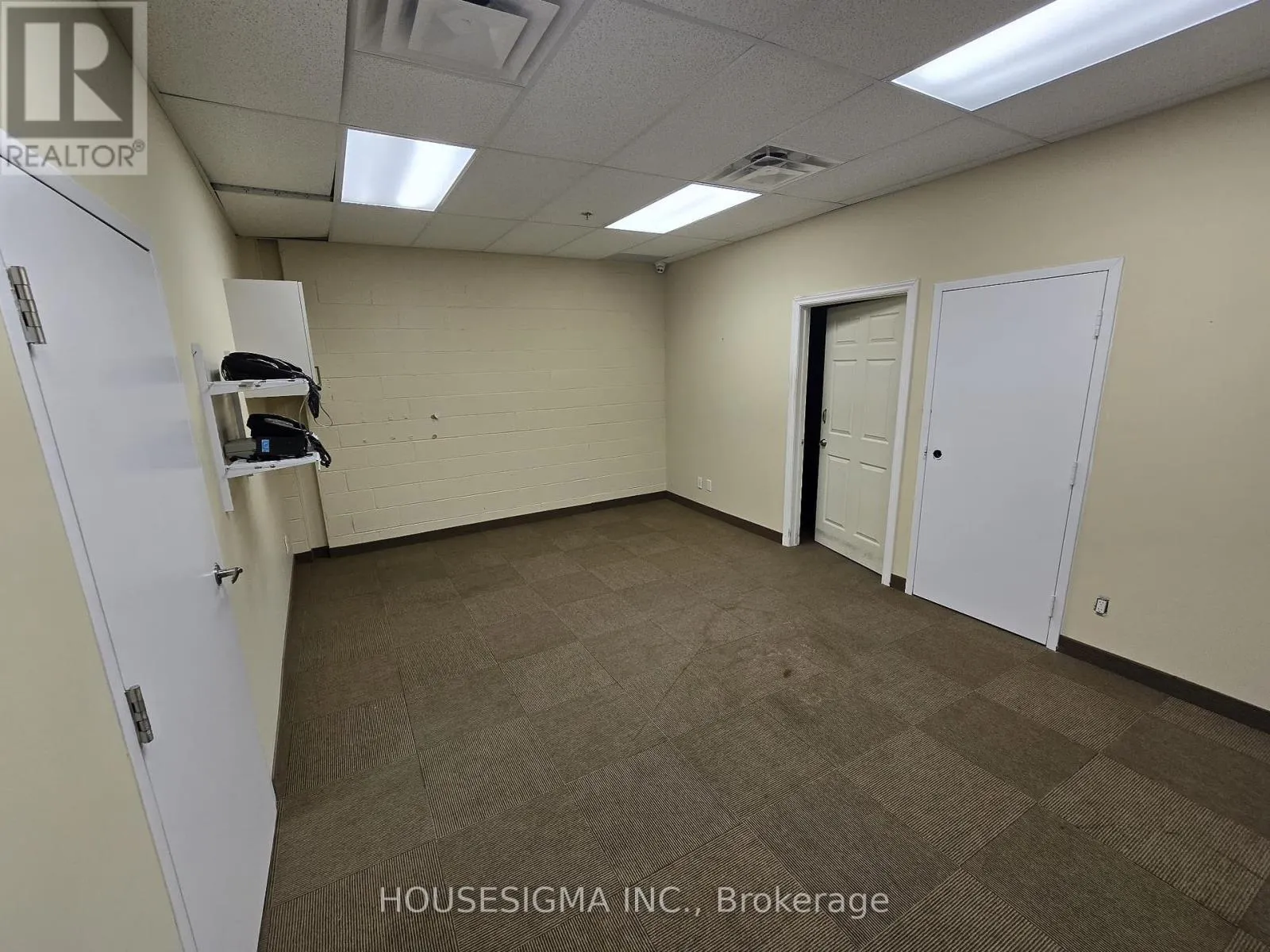 16 - 220 INDUSTRIAL PARKWAY