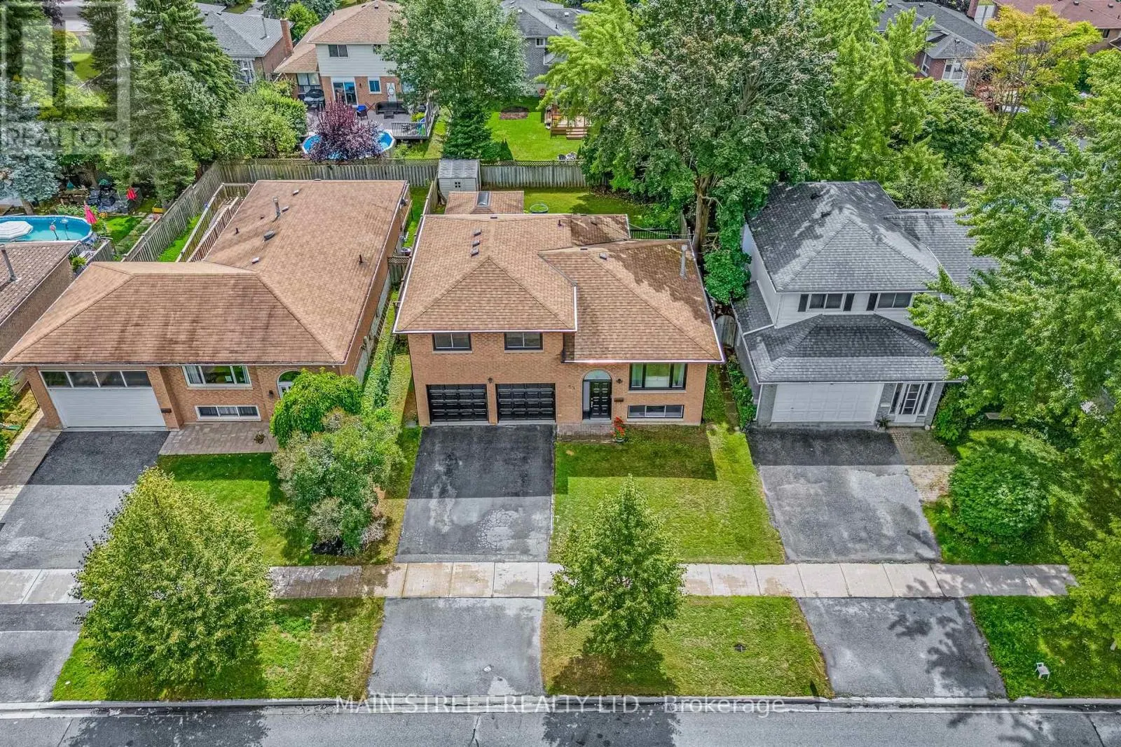 43 RIVERGLEN DRIVE