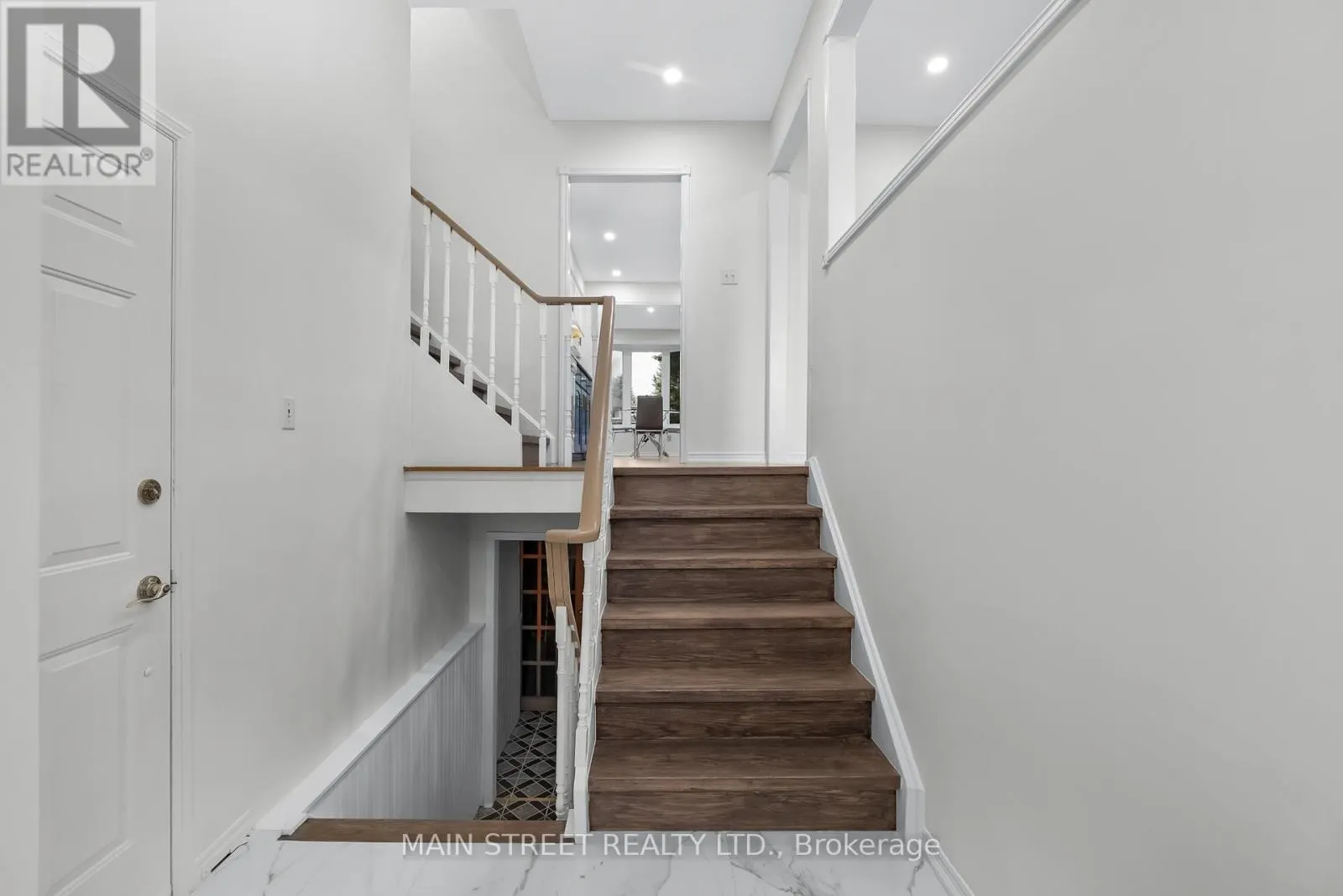 43 RIVERGLEN DRIVE