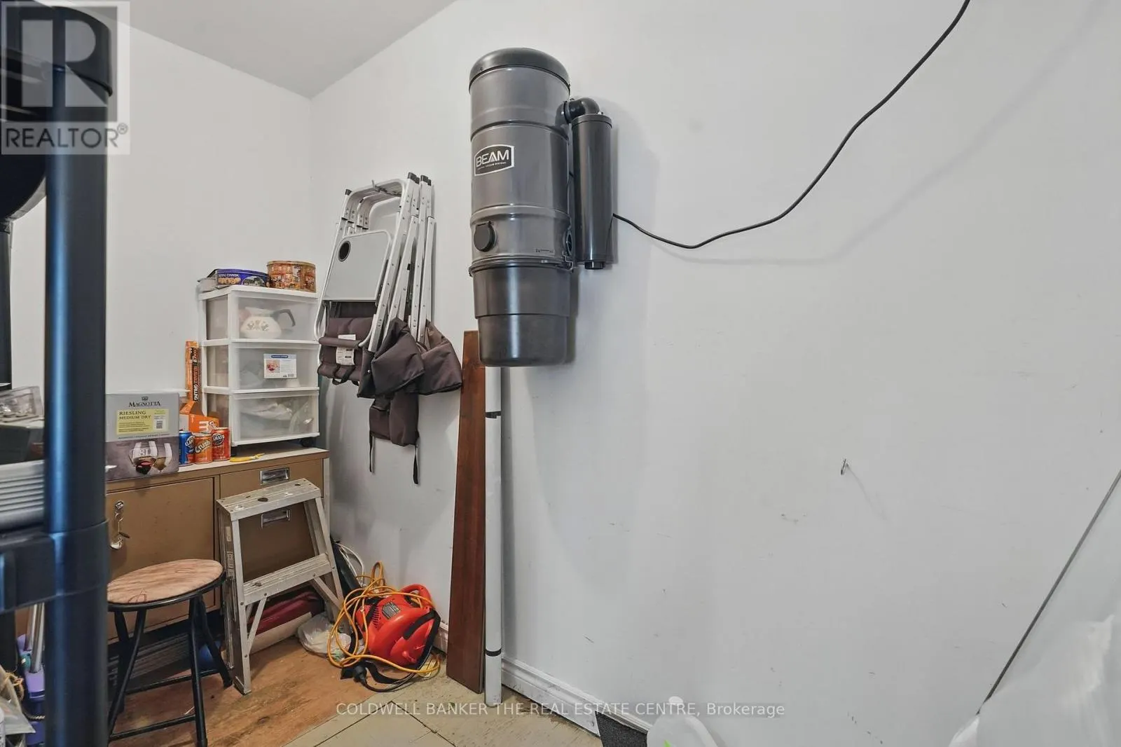 15 RECREATION DRIVE