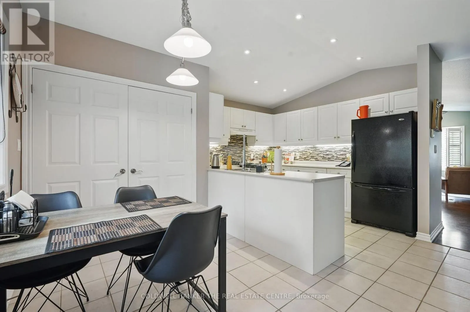 15 RECREATION DRIVE