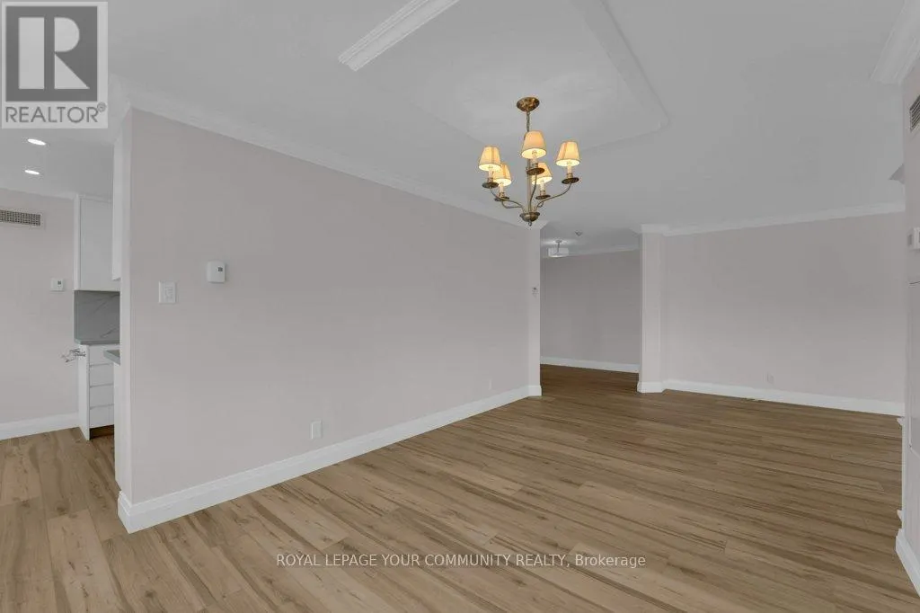 1404 - 22 CLARISSA DRIVE