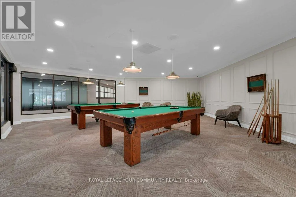 1404 - 22 CLARISSA DRIVE