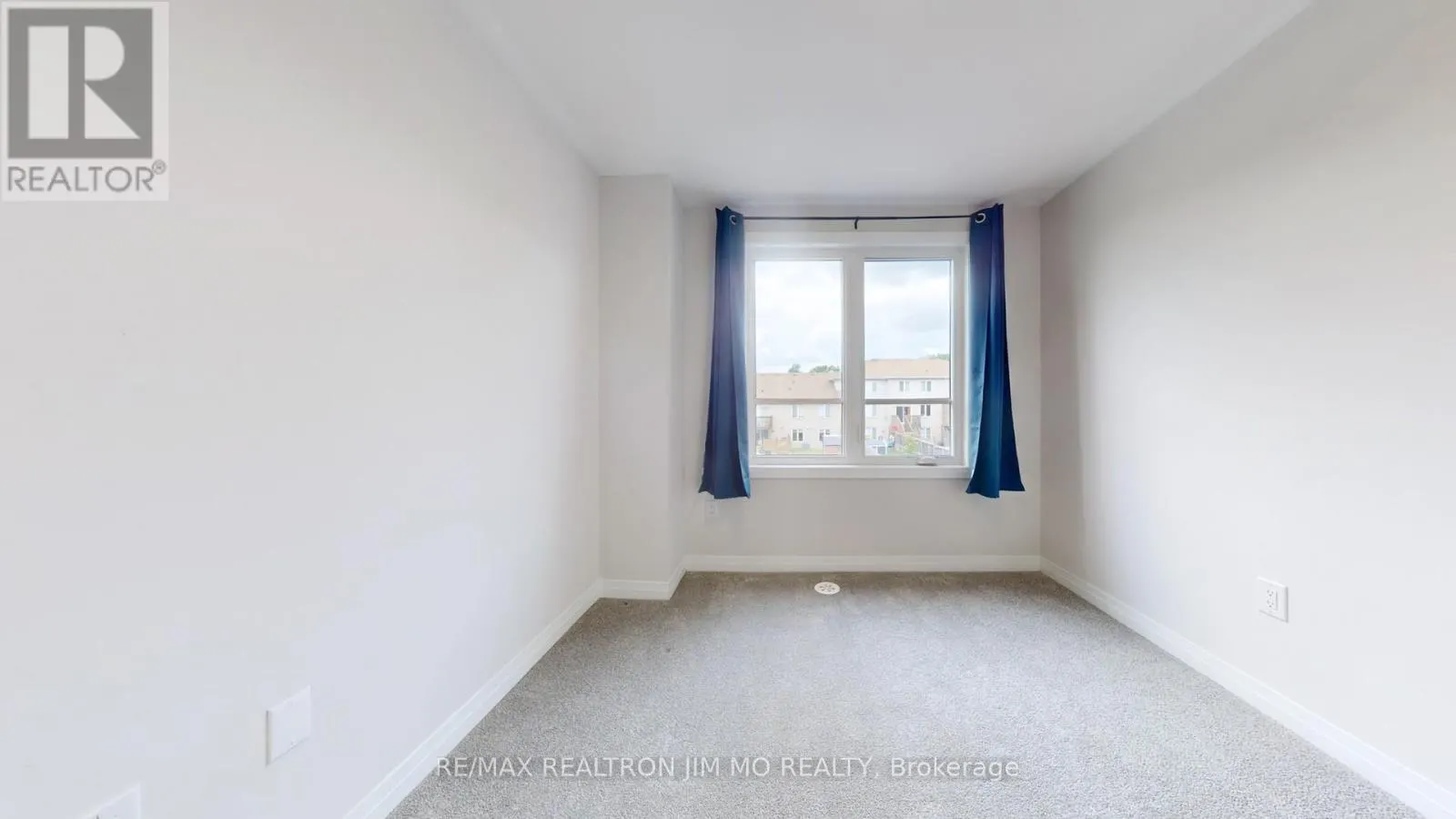 16 - 50 BAYNES WAY