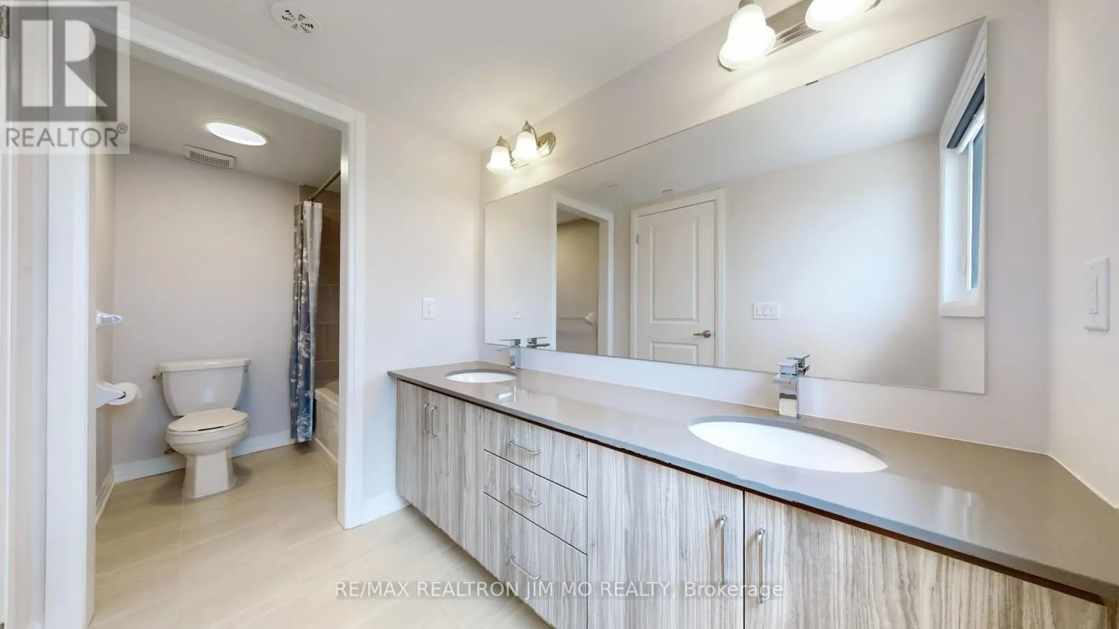 16 - 50 BAYNES WAY