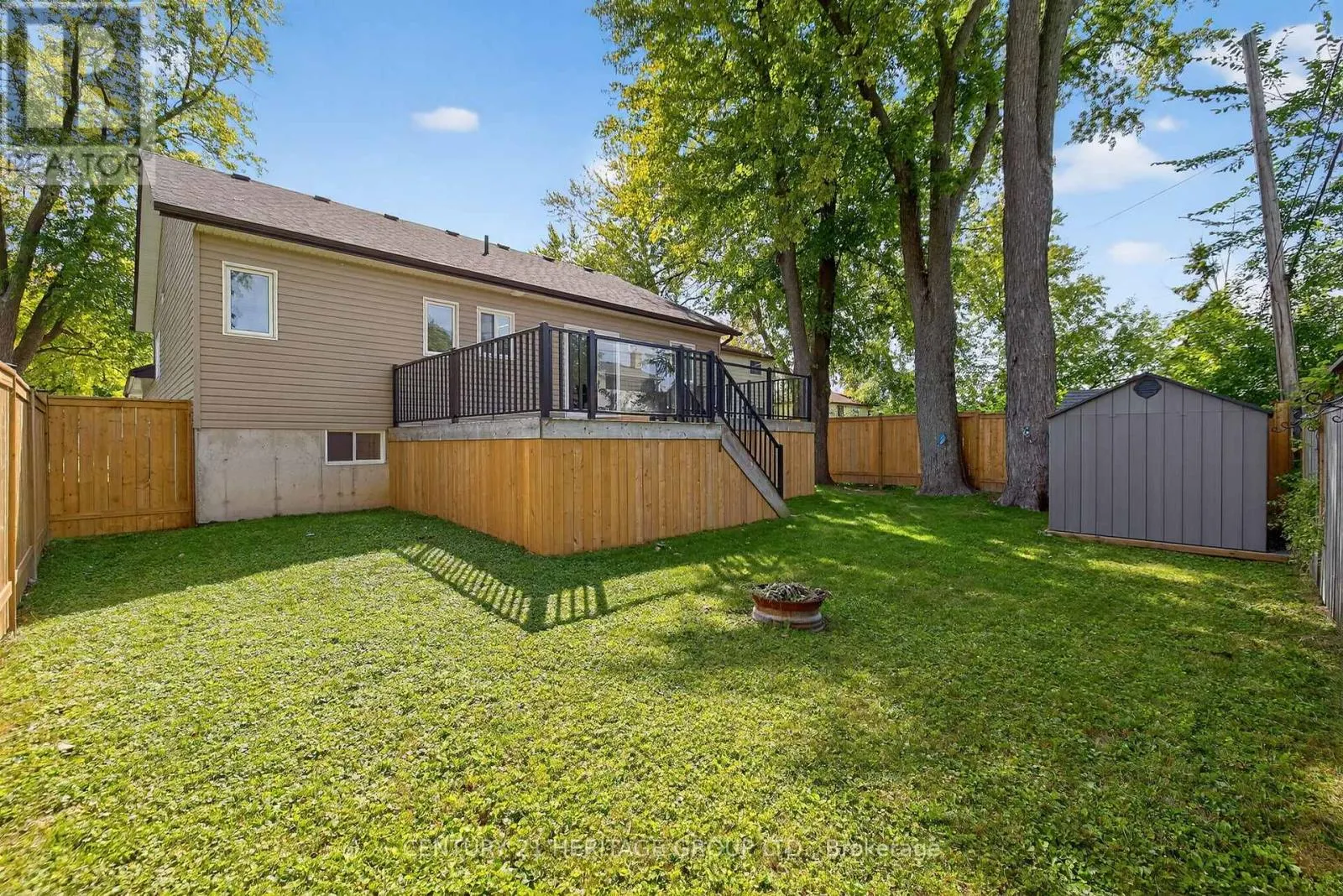 264 GLENWOODS AVENUE
