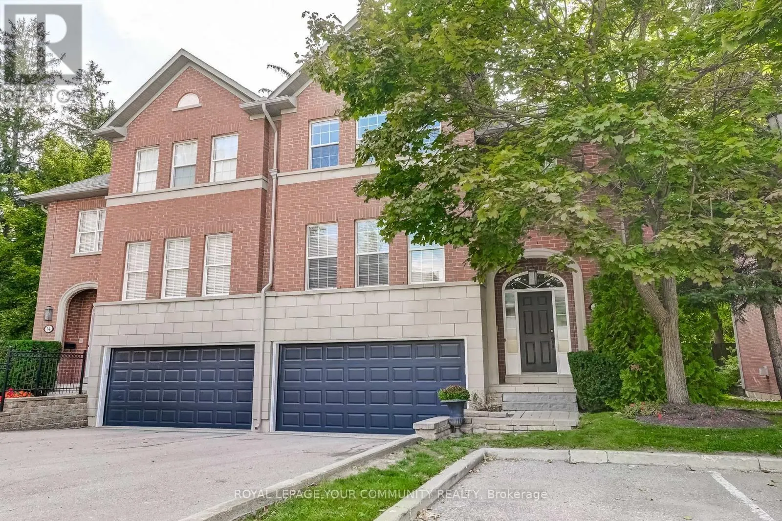 15 - 8038 YONGE STREET
