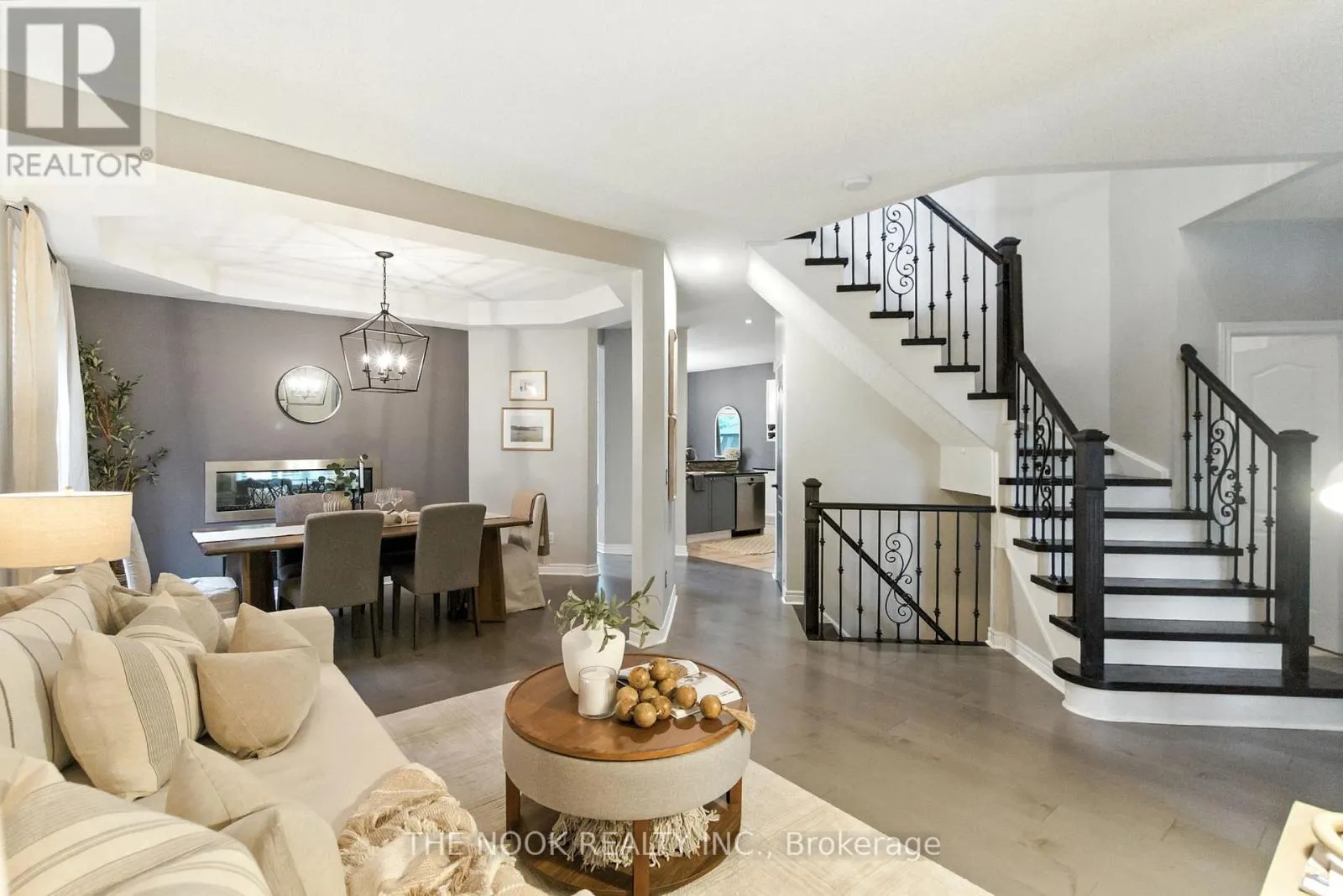 122 ESTATE GARDEN DRIVE