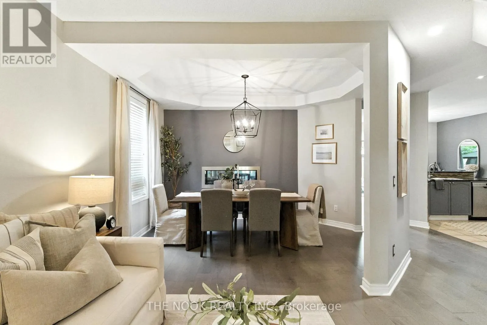 122 ESTATE GARDEN DRIVE