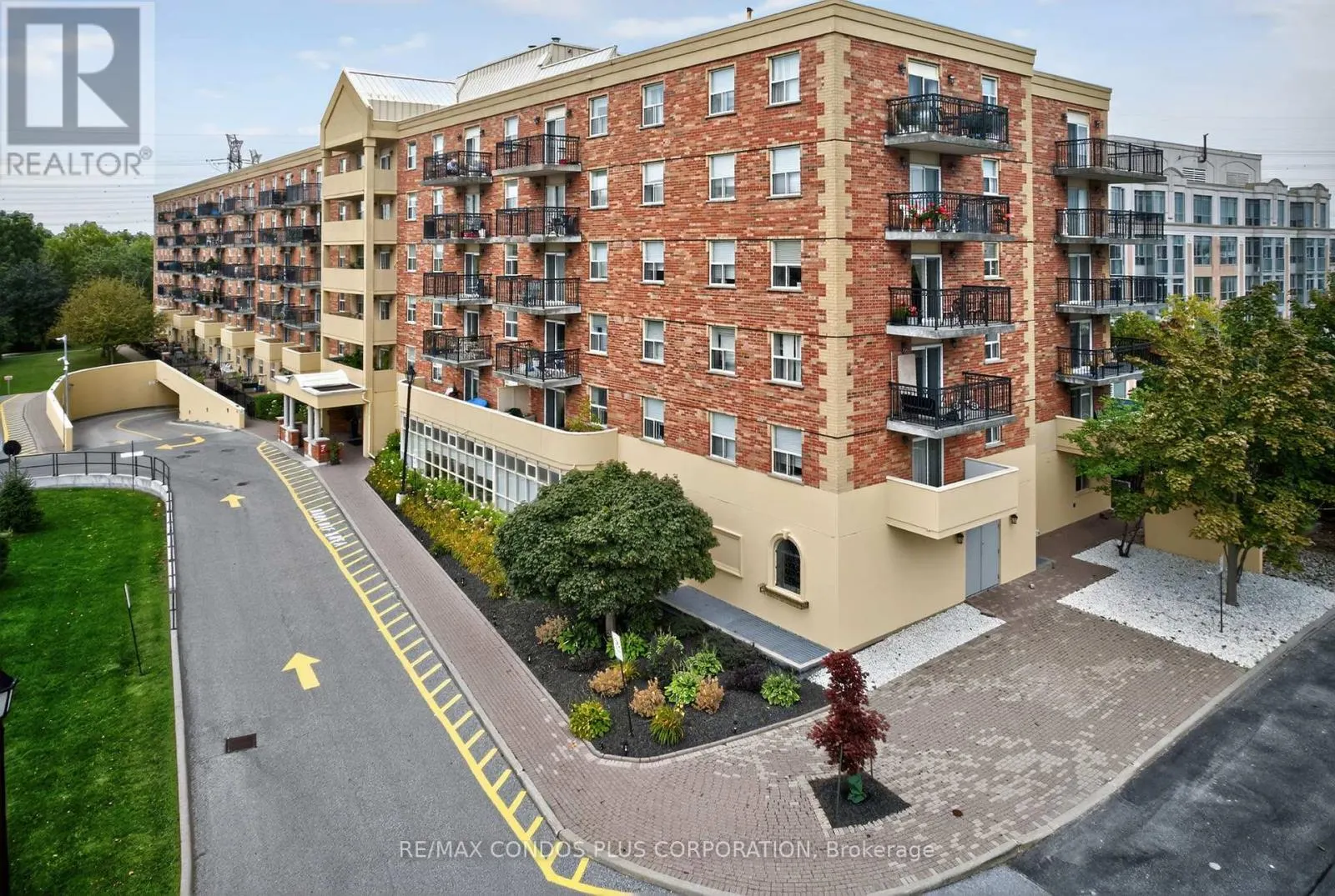 317 - 7373 MARTIN GROVE ROAD