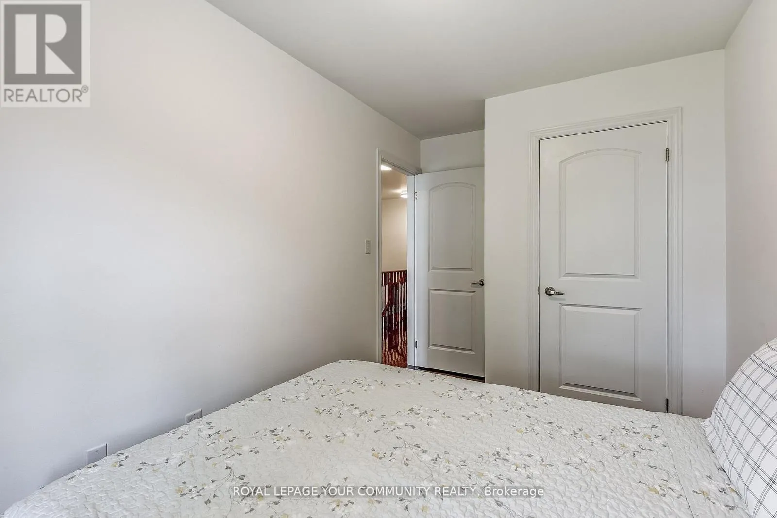 11 - 9205 BATHURST STREET