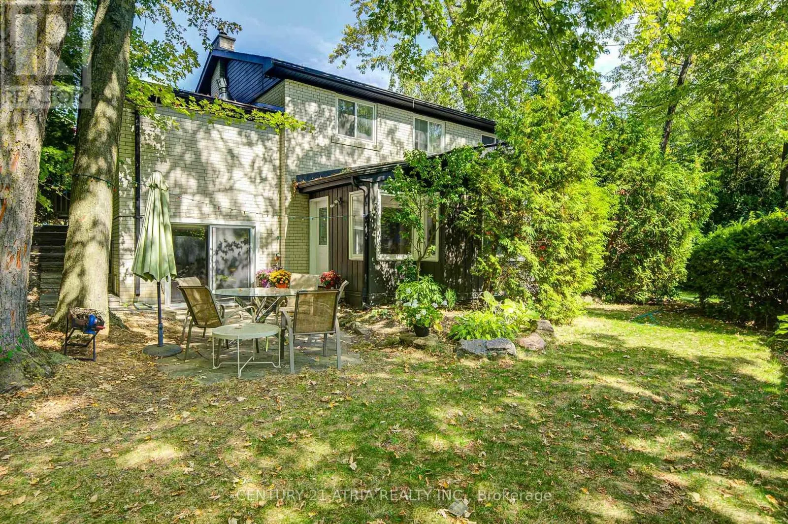 58 LAWNWOOD COURT