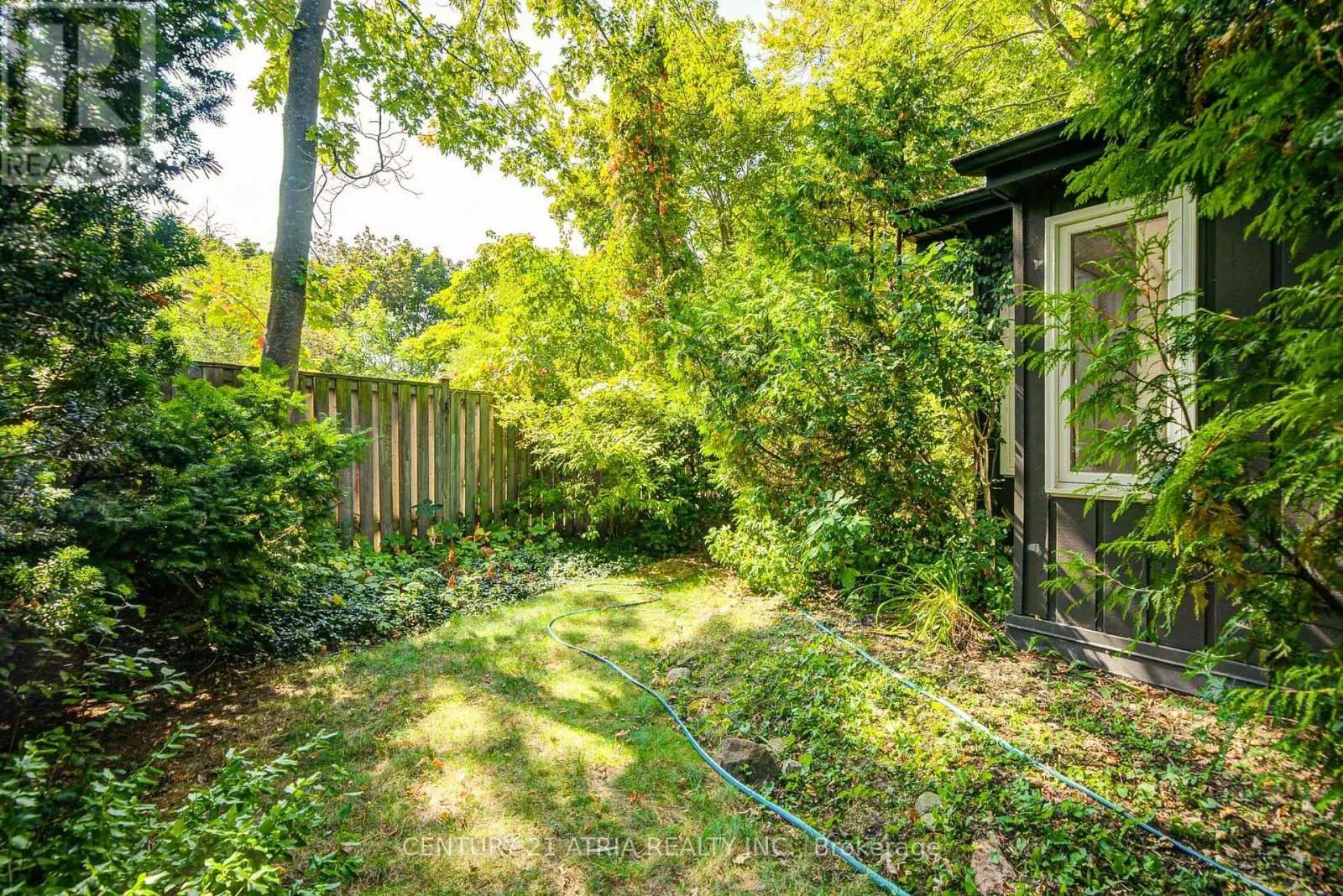 58 LAWNWOOD COURT