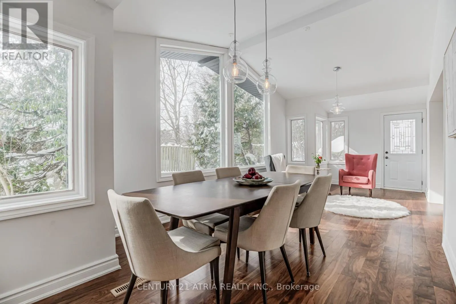 58 LAWNWOOD COURT