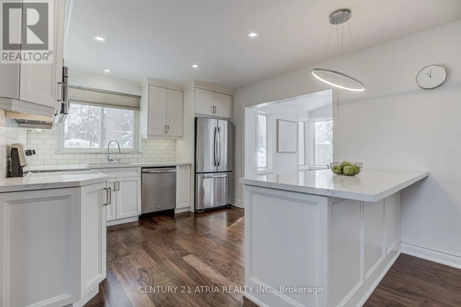 58 LAWNWOOD COURT