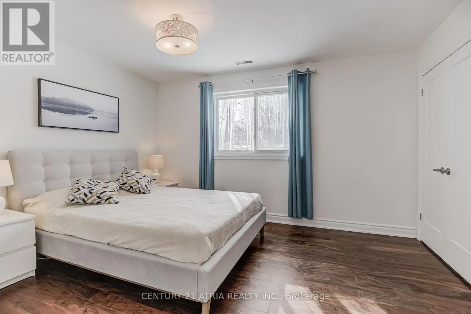 58 LAWNWOOD COURT