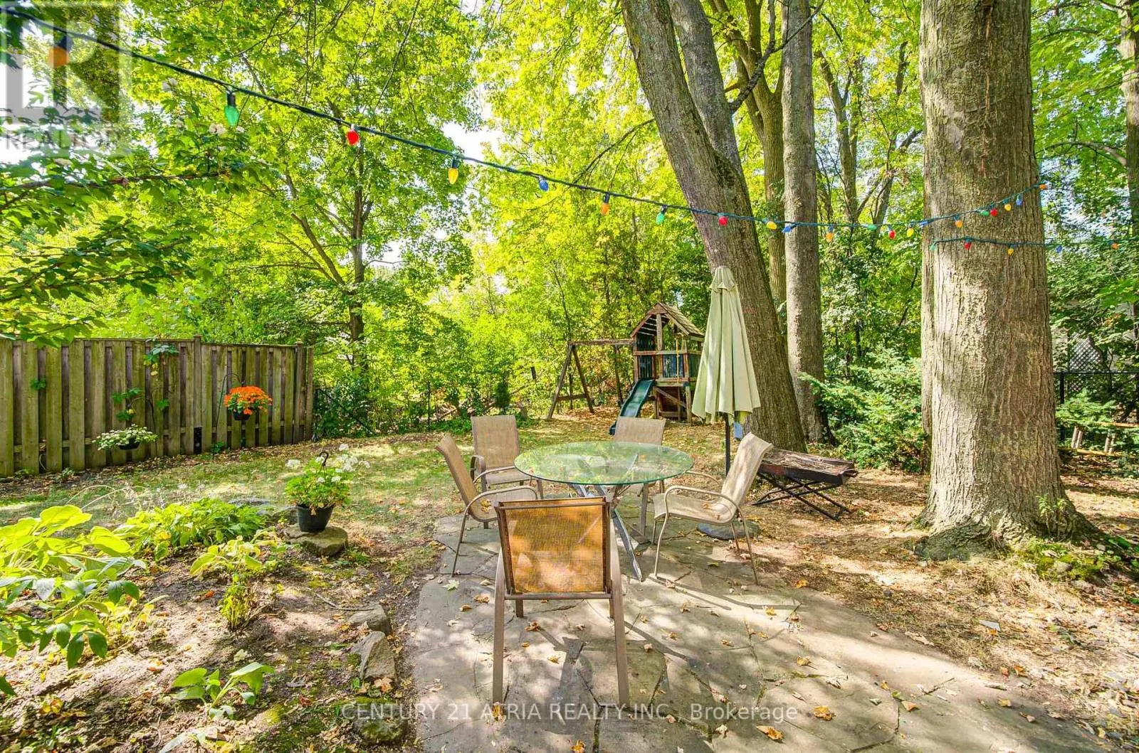 58 LAWNWOOD COURT