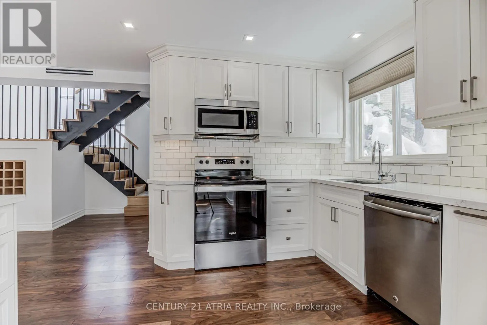 58 LAWNWOOD COURT
