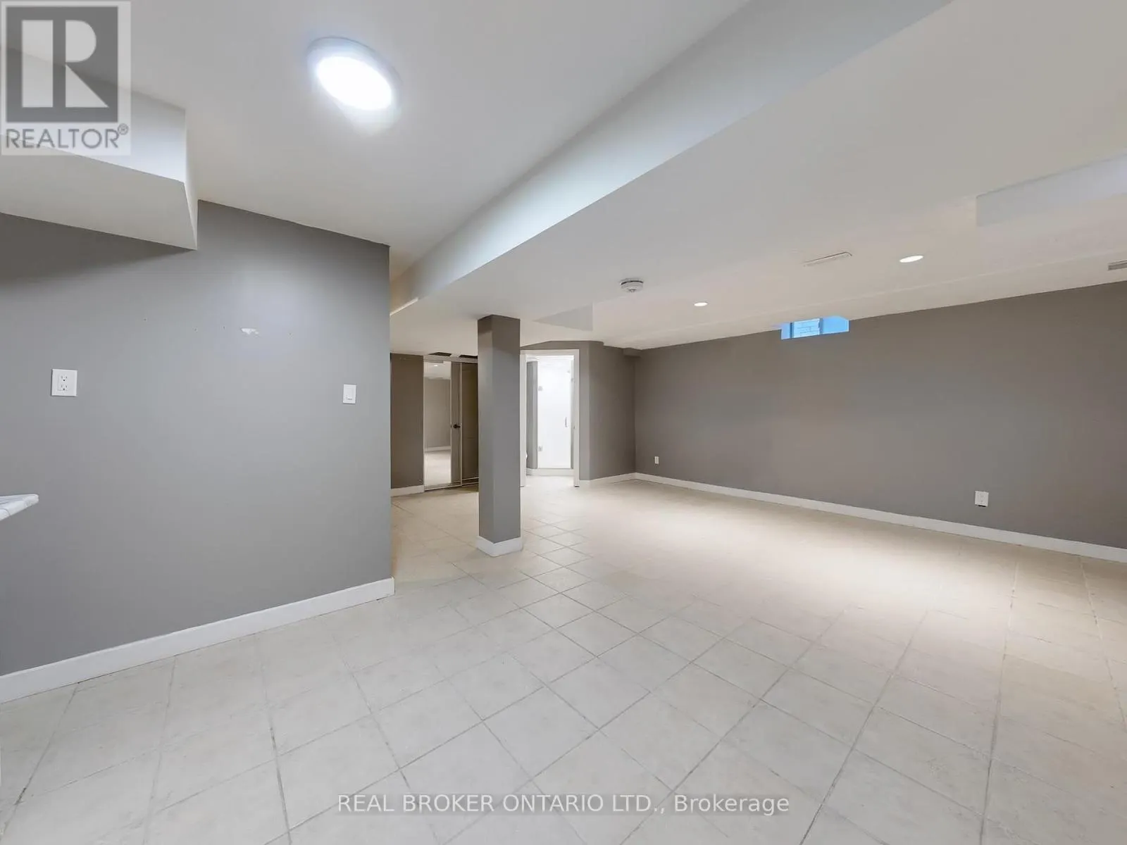 801 COLTER STREET