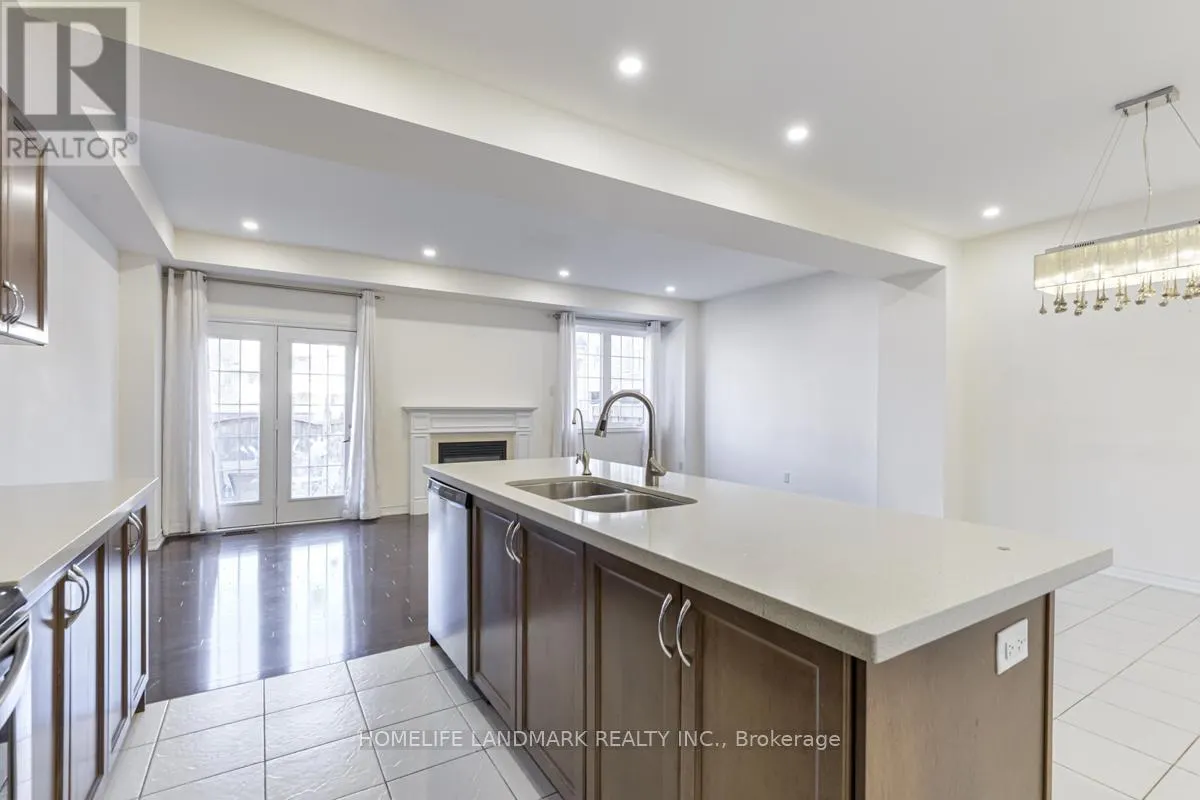 118 LIVANTE COURT