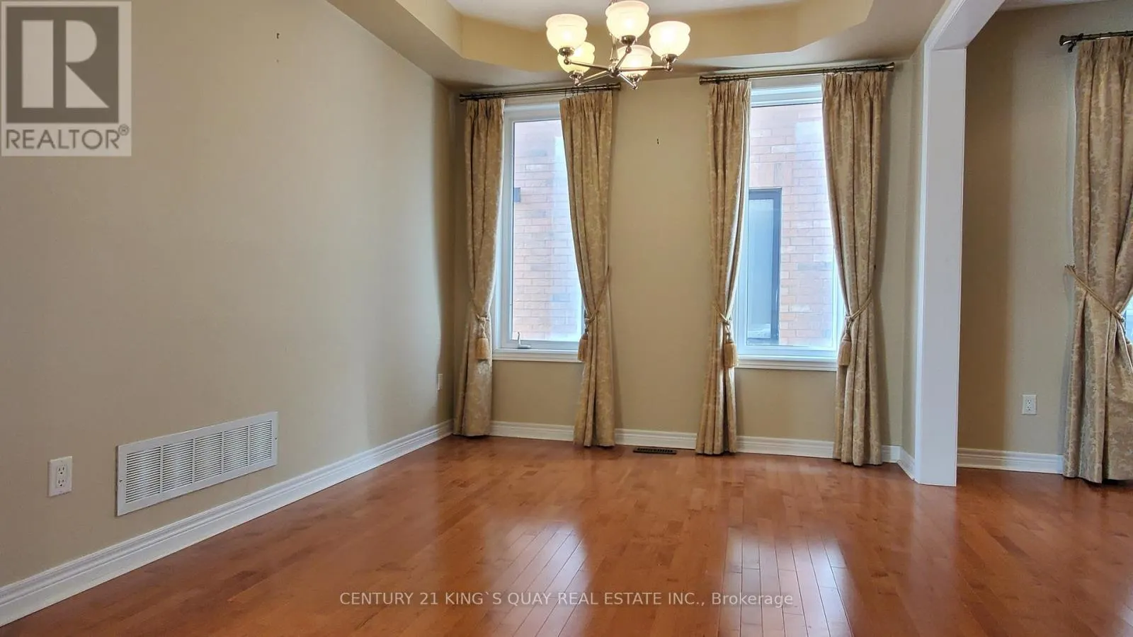 95 PRINCESS DIANA DRIVE