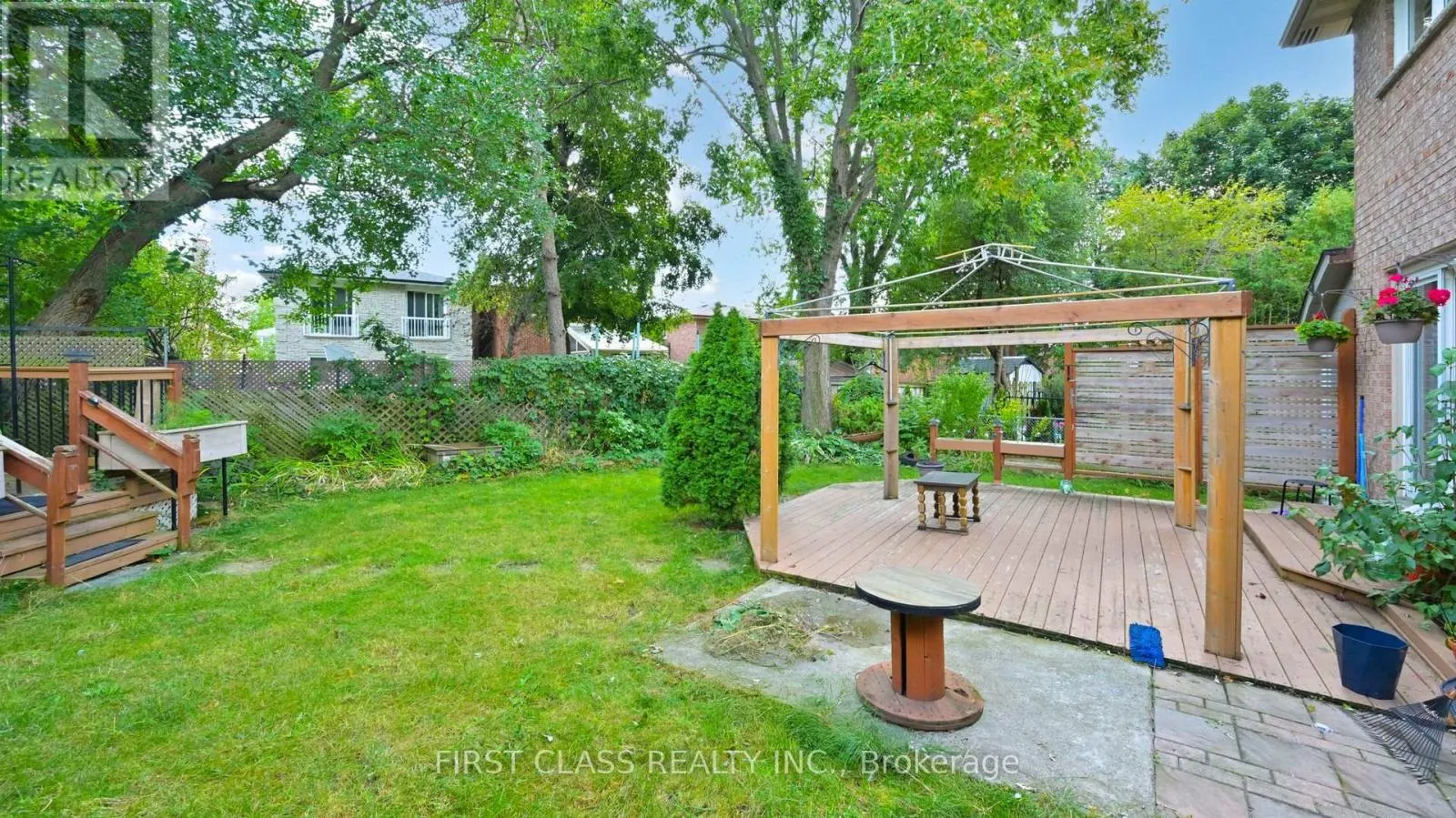 31 RICHWOOD DRIVE