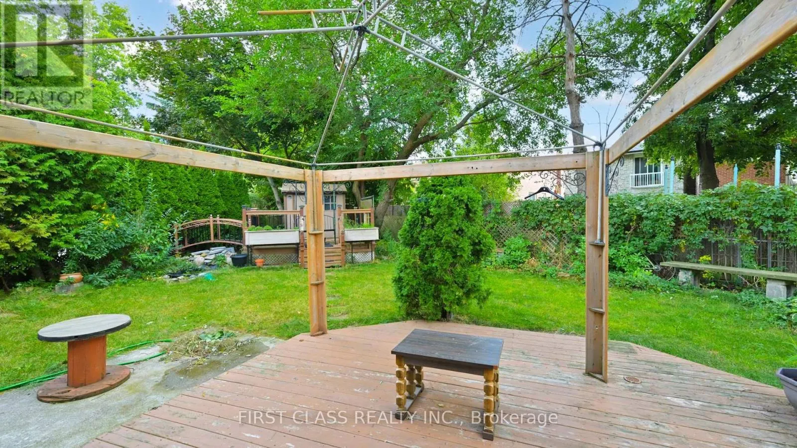 31 RICHWOOD DRIVE