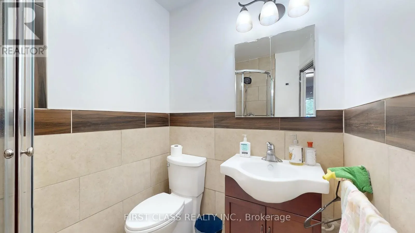 31 RICHWOOD DRIVE