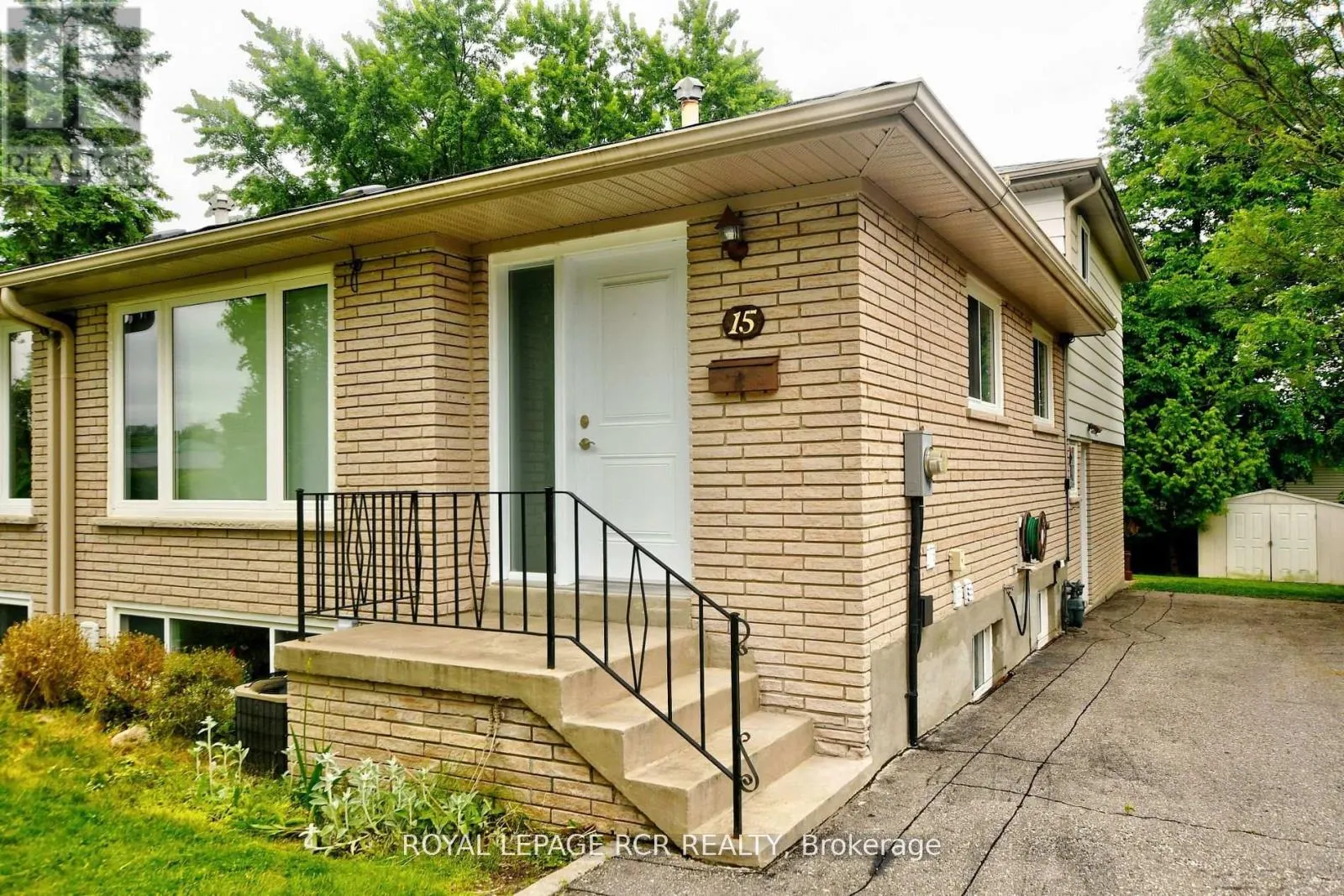 15 MCDONALD DRIVE