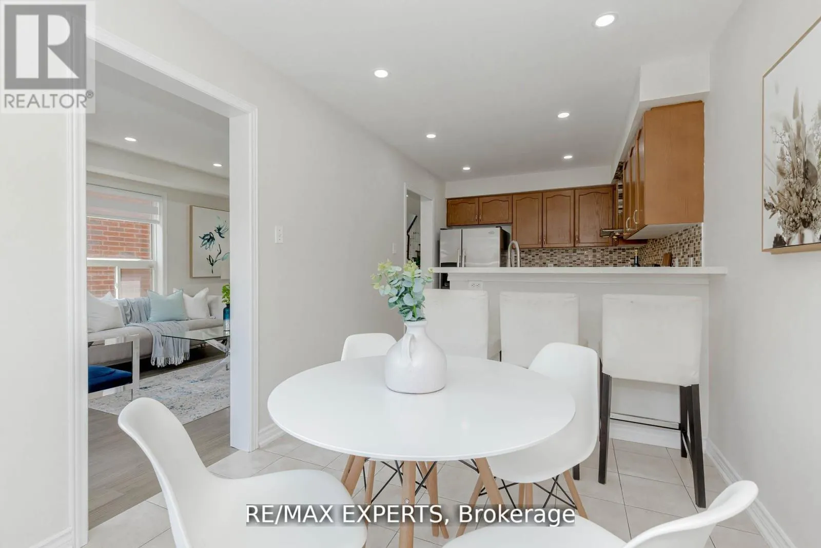 64 PEPPERTREE LANE