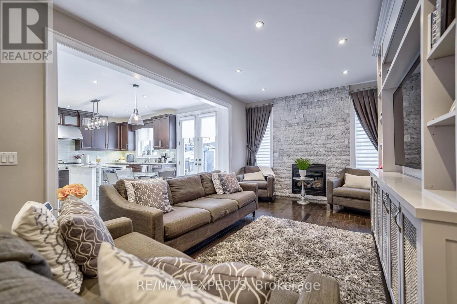 265 CHATFIELD DRIVE