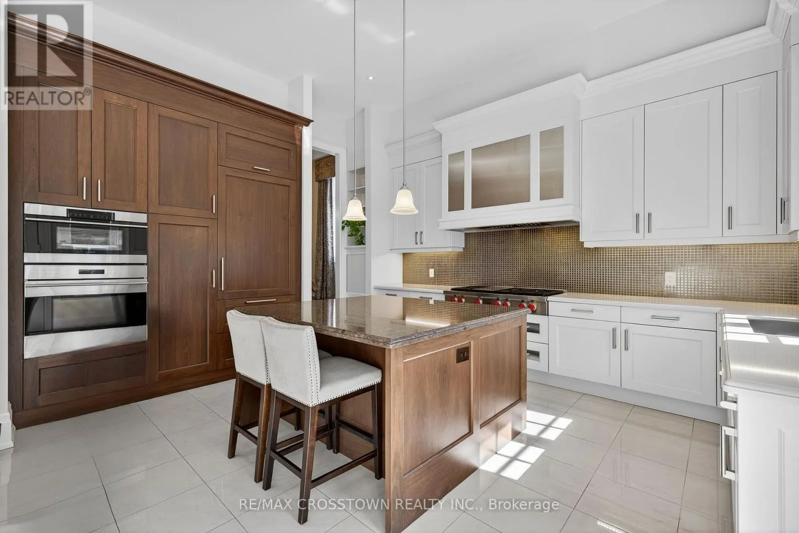 10 ANNSLEYWOOD COURT