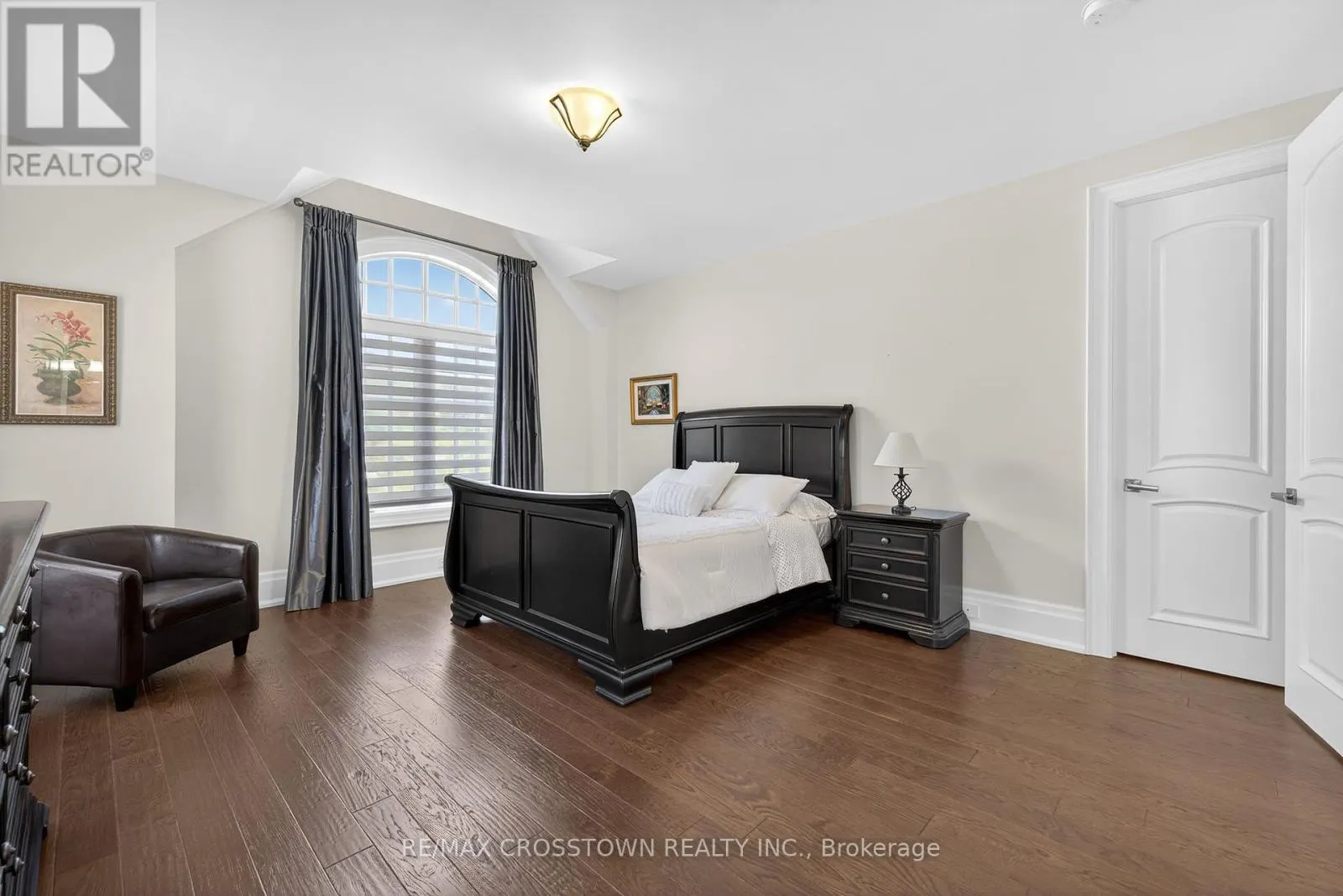 10 ANNSLEYWOOD COURT