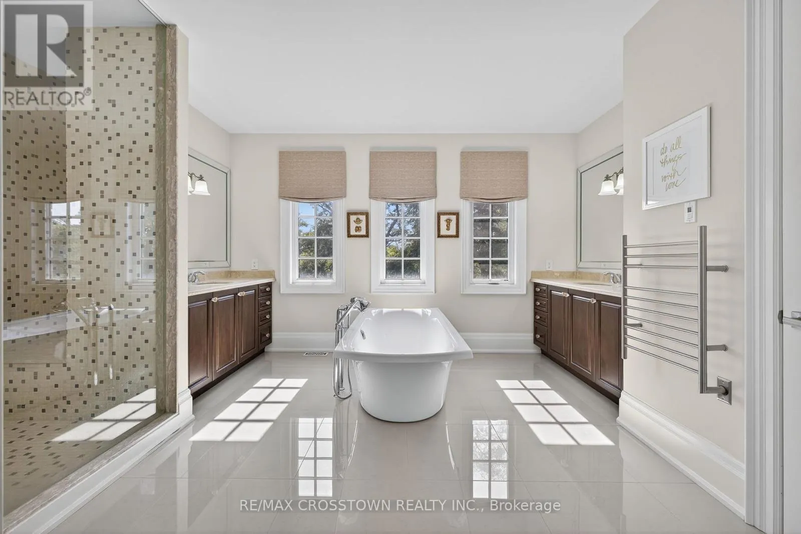 10 ANNSLEYWOOD COURT