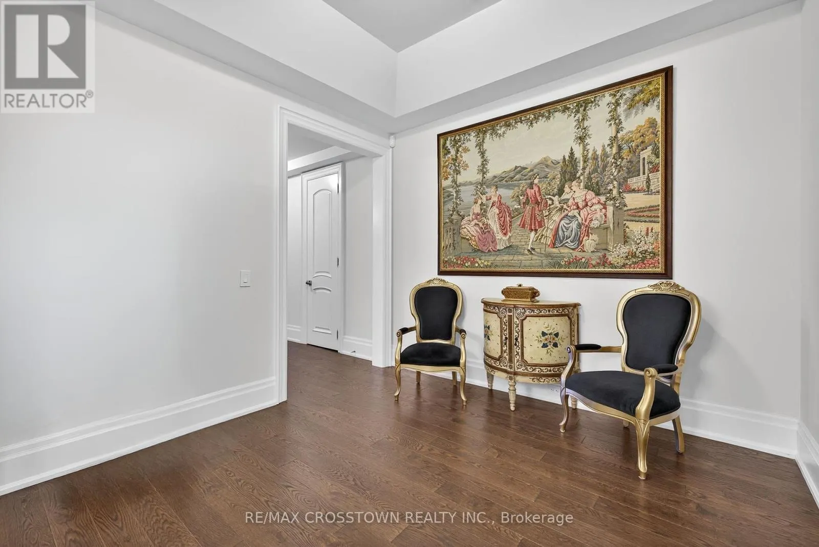 10 ANNSLEYWOOD COURT