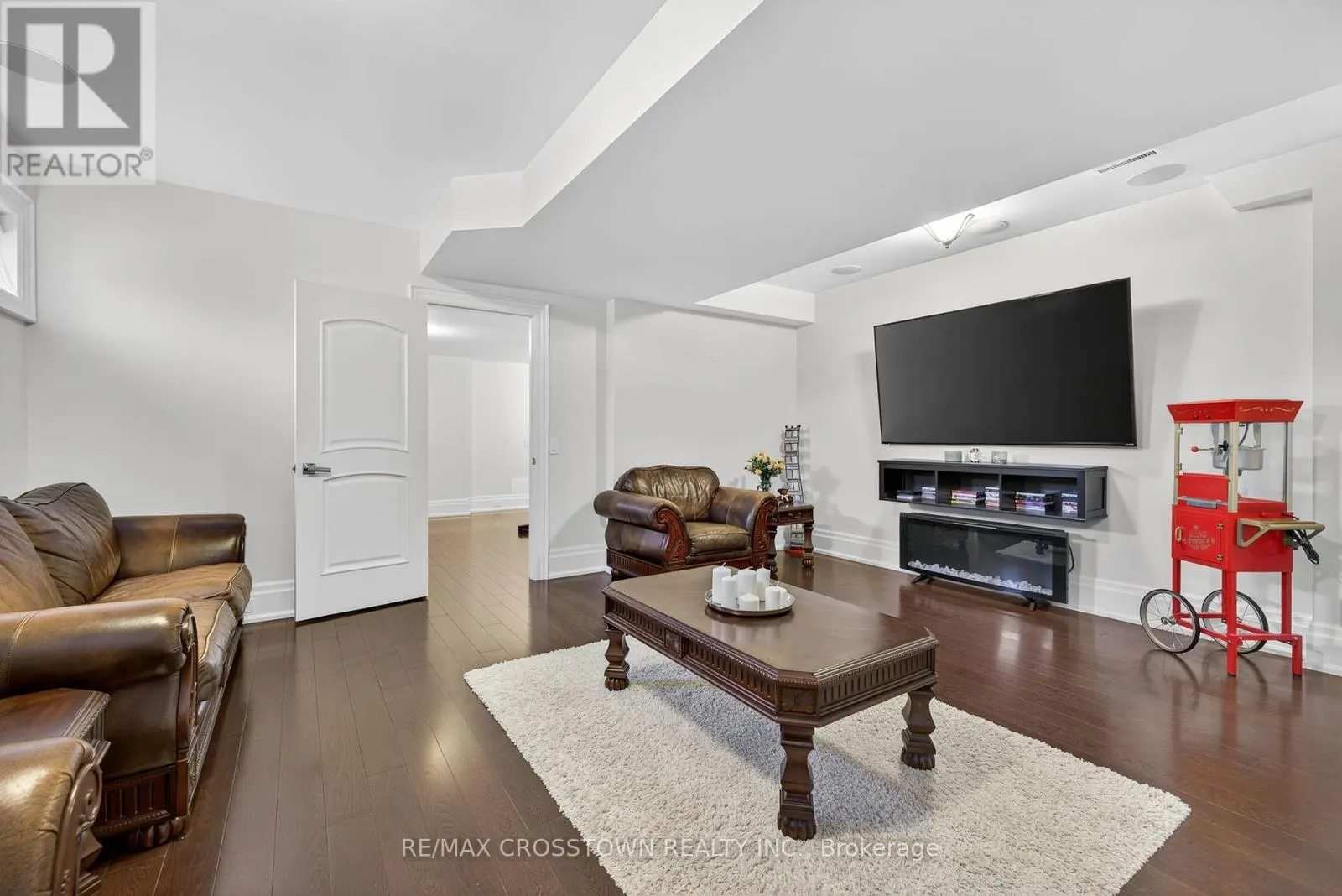 10 ANNSLEYWOOD COURT