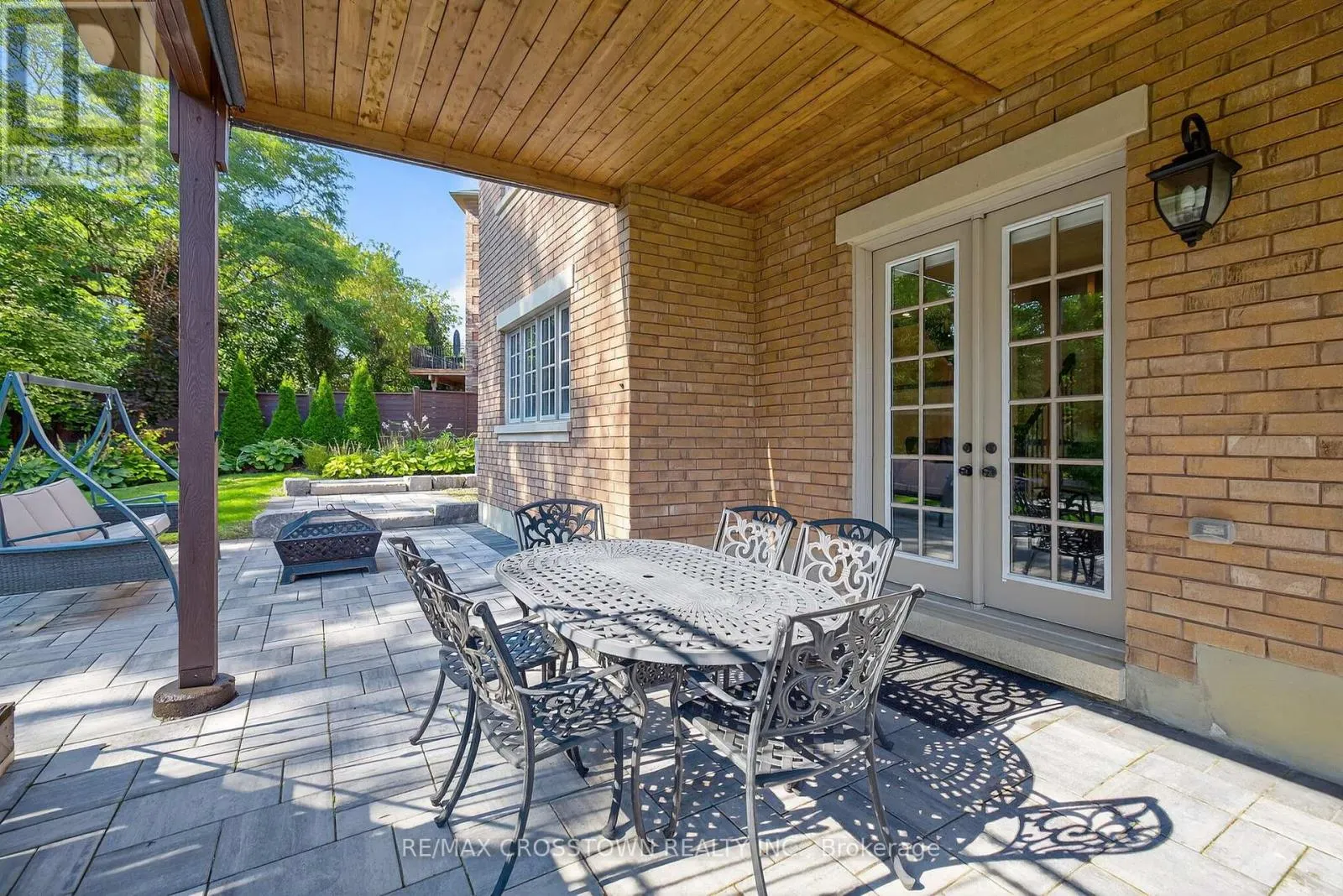 10 ANNSLEYWOOD COURT