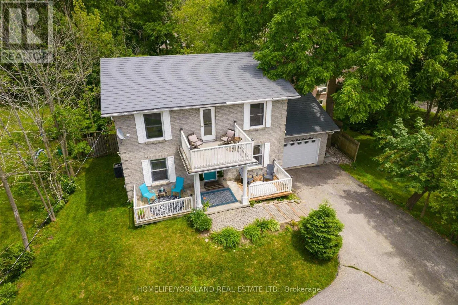 101 LAKE DRIVE N