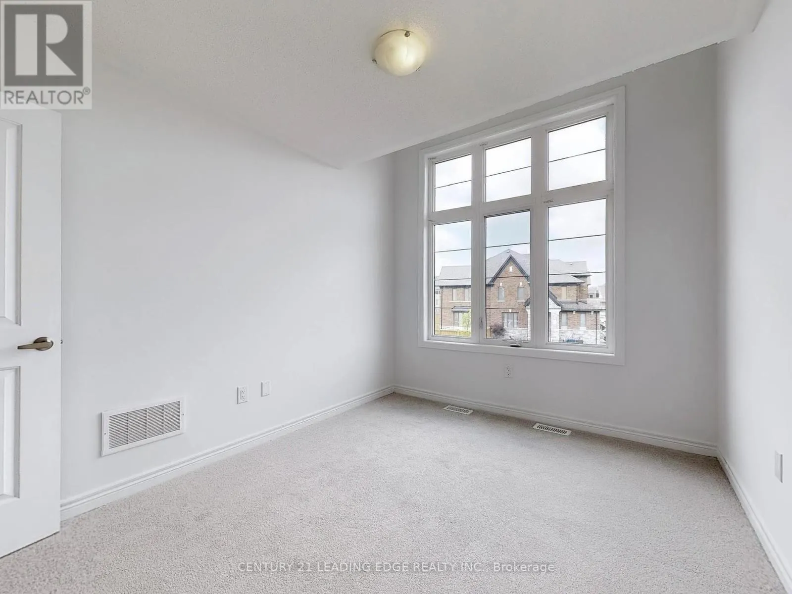 2025 MULLEN STREET