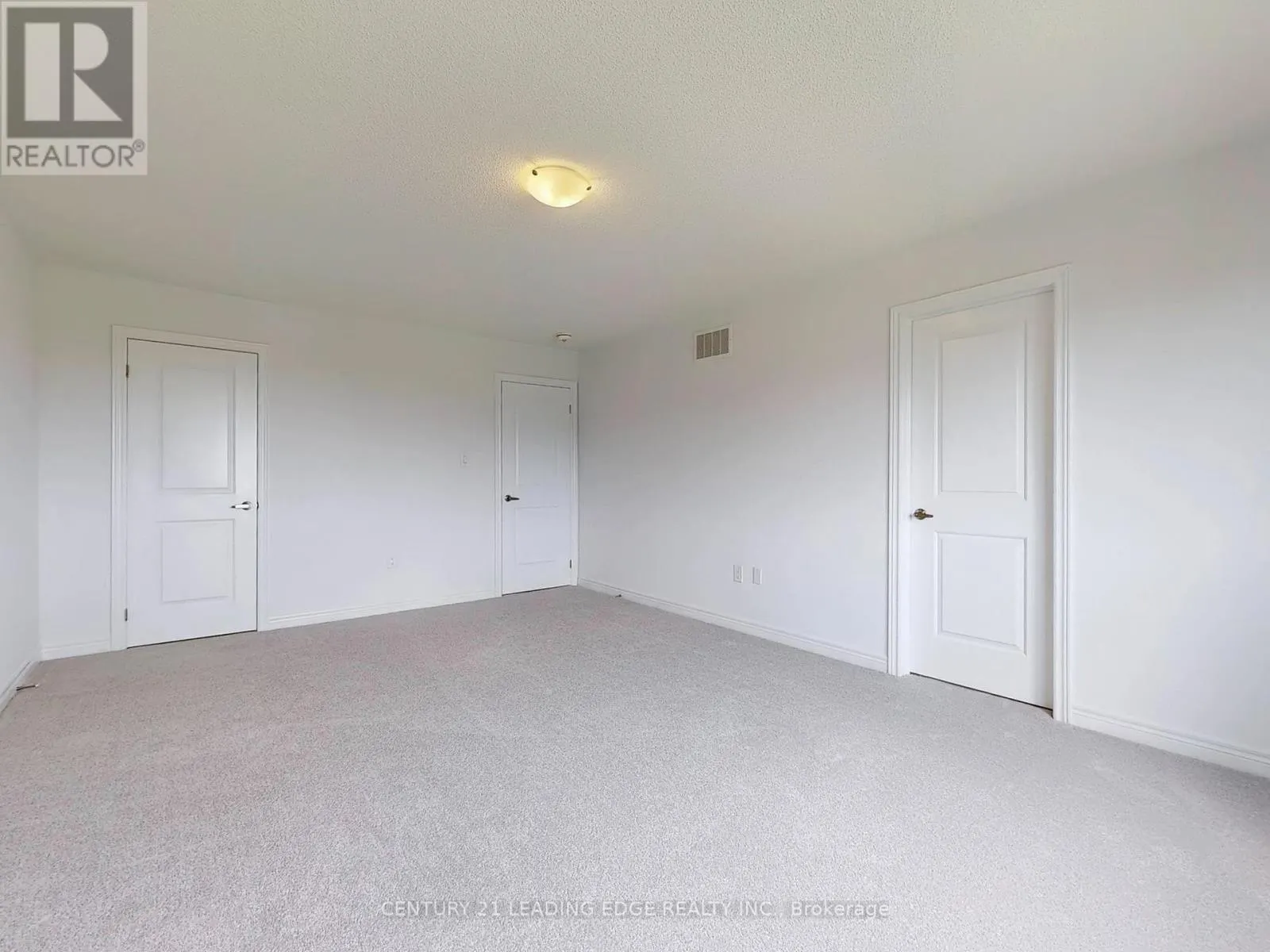 2025 MULLEN STREET