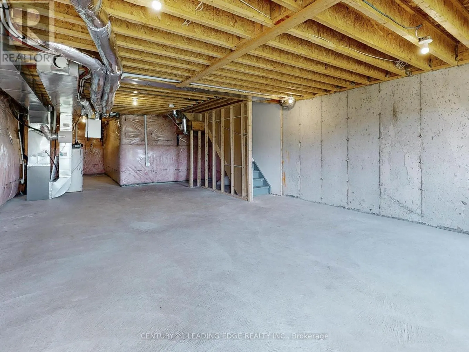 2025 MULLEN STREET