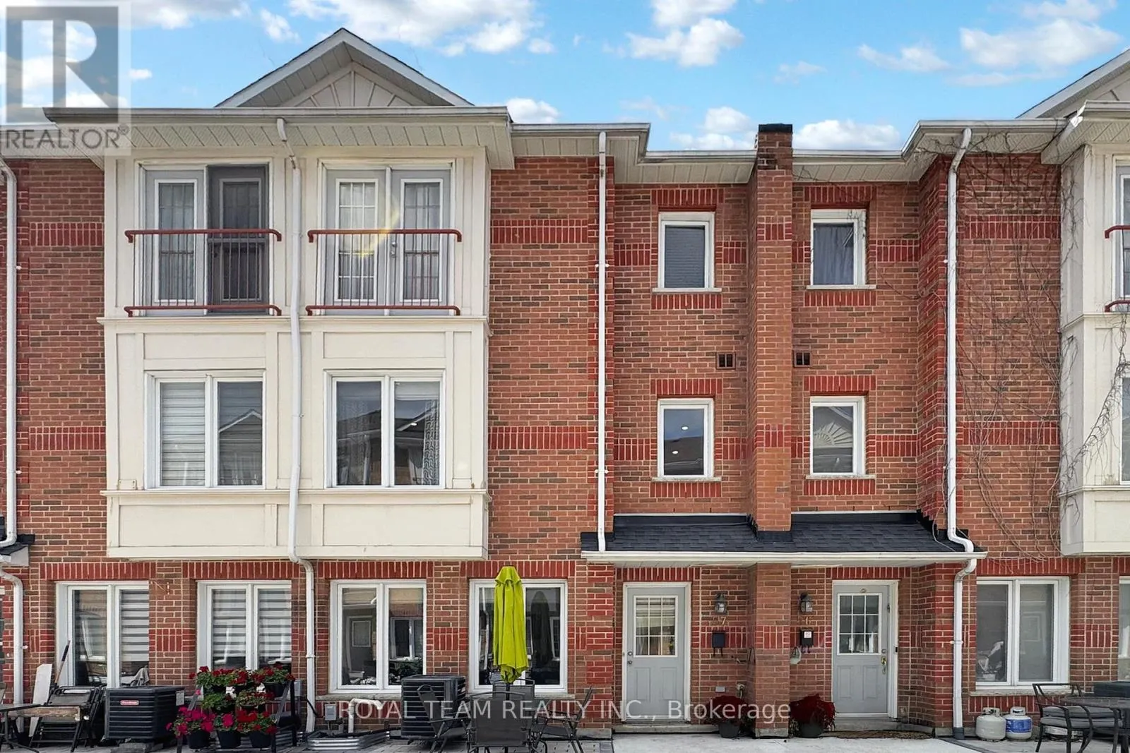 57 - 151 TOWNSGATE DRIVE