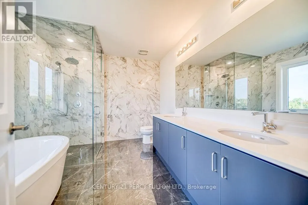 1350 DAVIS LOOP