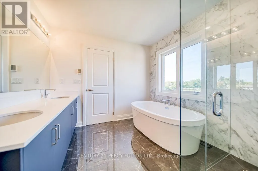 1350 DAVIS LOOP