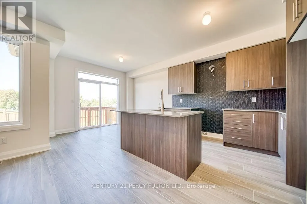 1350 DAVIS LOOP