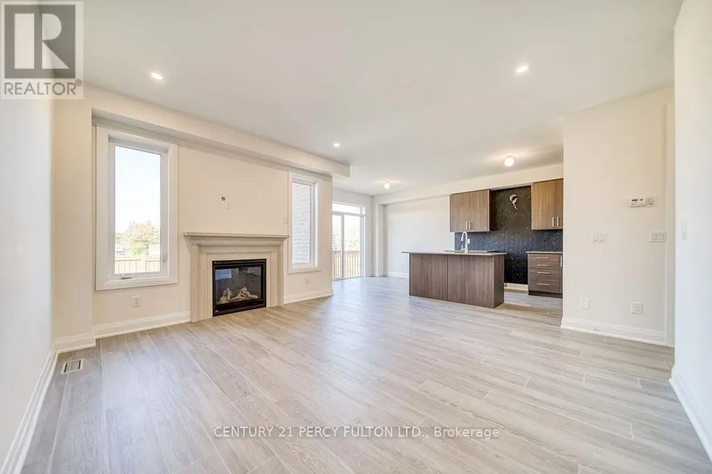1350 DAVIS LOOP
