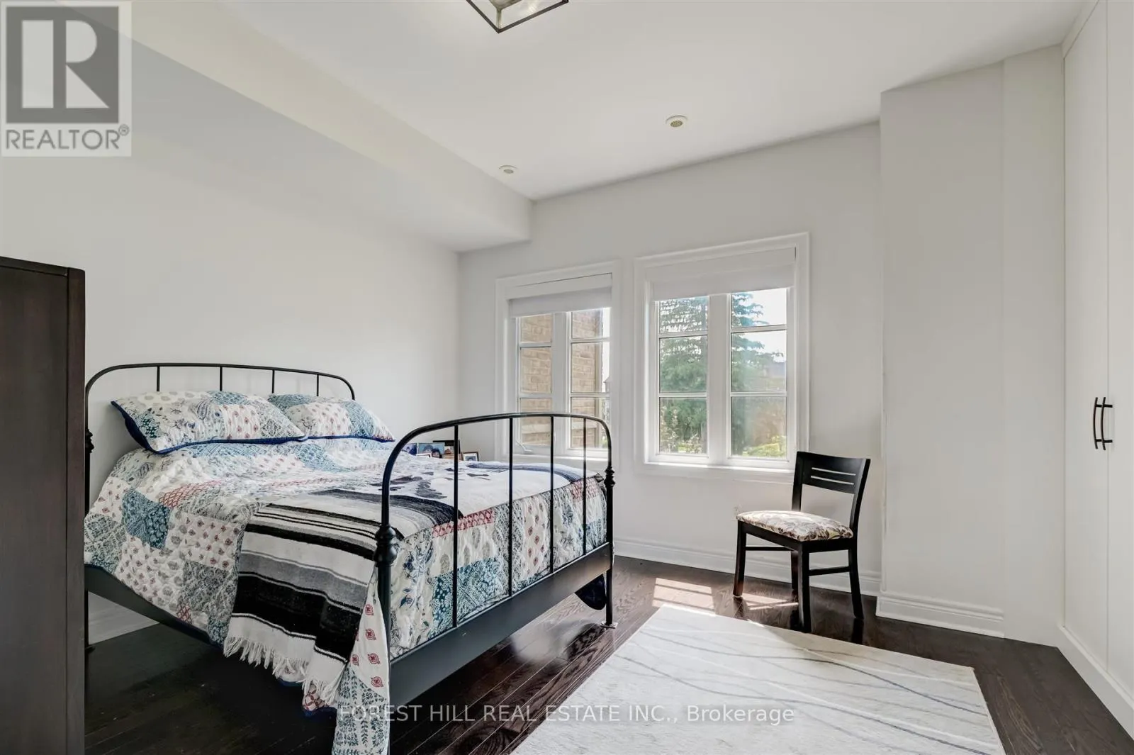 111 POWSELAND CRESCENT